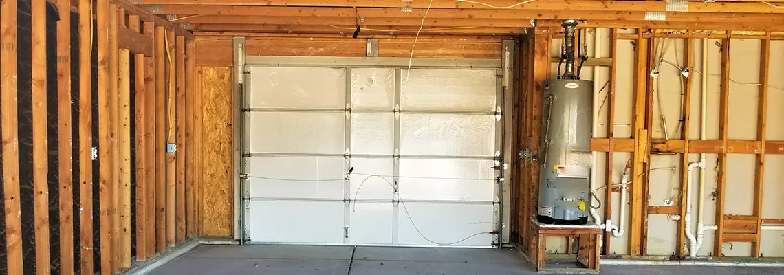 Fix Driveway Garage Door Issues in Winnipeg, MB